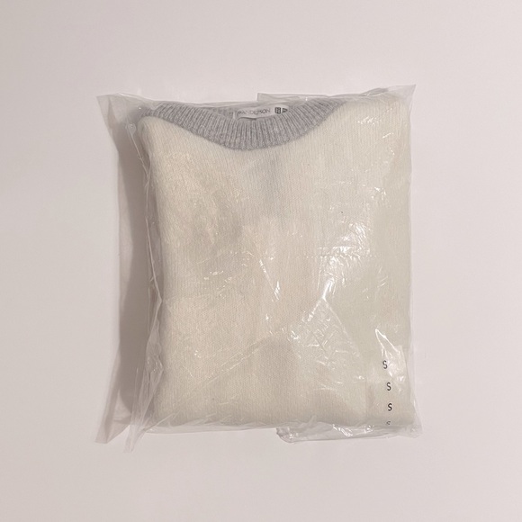 JW Anderson x Uniqlo Premium Lambswool Crew Neck Sweater (read desc for sz) - Picture 2 of 4